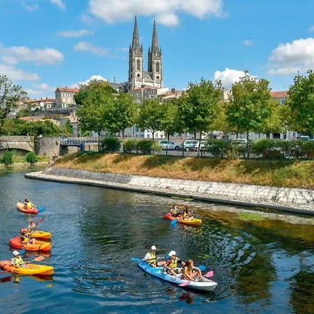 Dolce En Centre Apartment *